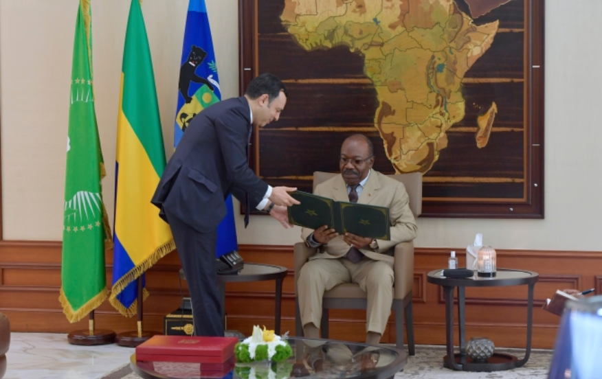 رسالة خطية من الملك ”محمد السادس” إلى الرئيس الغابوني ”علي بونغو” وهذا مضمونها