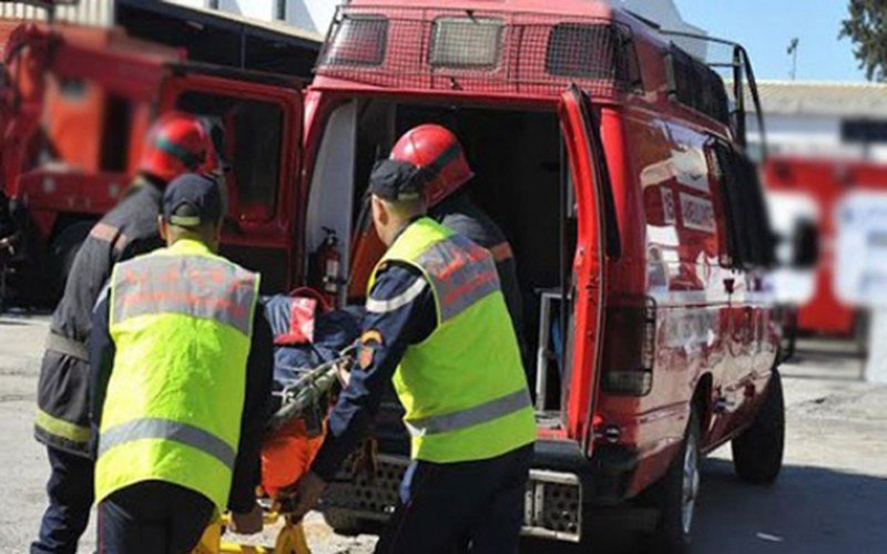 عااااجل. فاجعة جديدة  بطريق الموت بين العيون وبوجدور و ثلاث قتلى كحصيلة أولية ، التفااااااصيييل