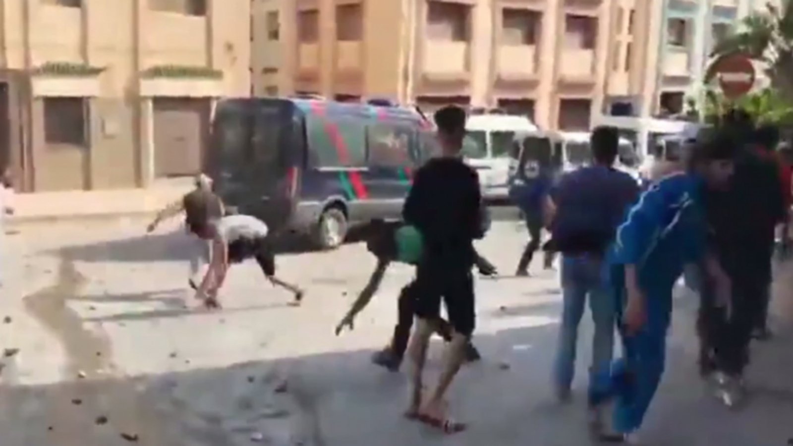 معتقلون حراك الريف للوكيل العام: اقتحمت منازلنا باكرا ورجال الأمن عنفونا..التفااااااااصيل