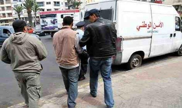 العيون..الأمن يتمكن من توقيف زعيم عصابة خطيرة بالمنطقة، التفاااااصيييل