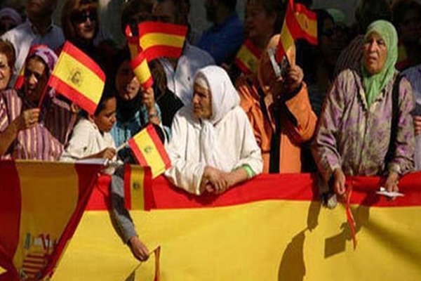 المغاربة يتصدرون قائمة المهاجرين المقيمين في إسبانيا… المزيد