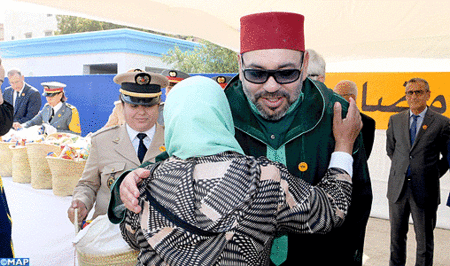 جلالة الملك يعطي بسلا انطلاقة العملية الوطنية للدعم الغذائي "رمضان 1439"