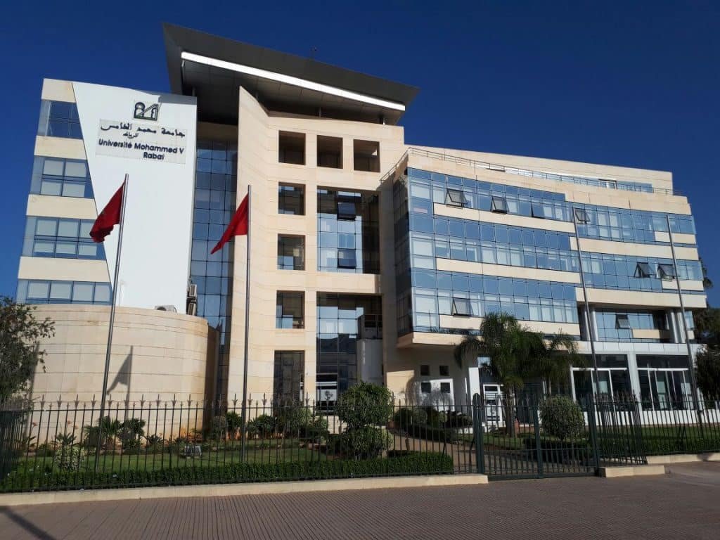 جامعة محمد الخامس بالرباط تحتل صدارة الجامعات المغربية في التصنيف الدولي …. المزيد