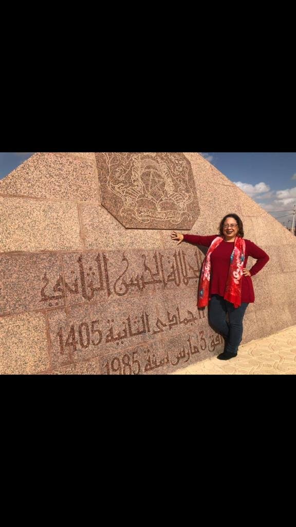 سفيرة دولة بنما السابقة تحل بمدينة العيون،  أو ها علاش.  التفاااصييل (الصور )