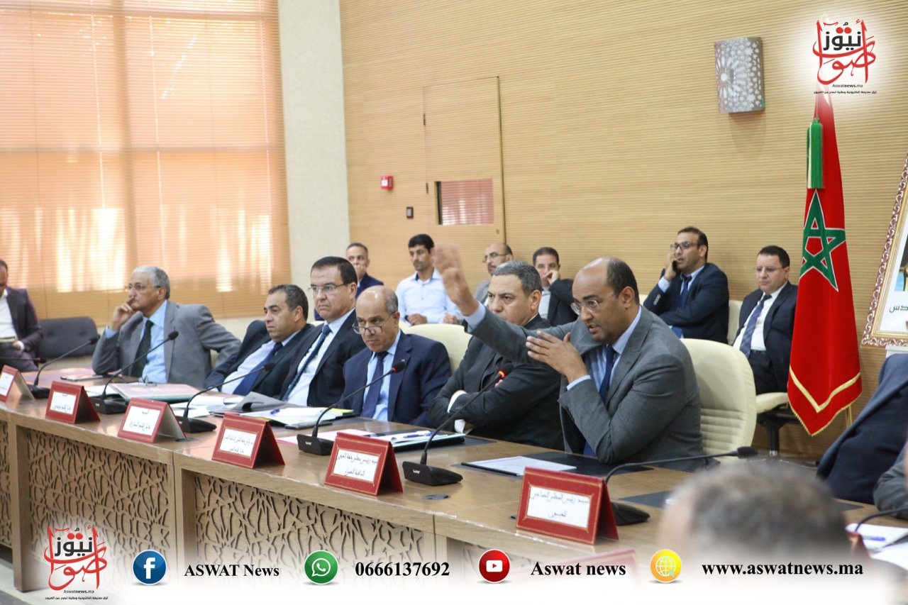 كلمة حمدي ولد الرشيد بعد اجتماع والي الجهة لتتبع اشعدفال المشاريع بالجهة