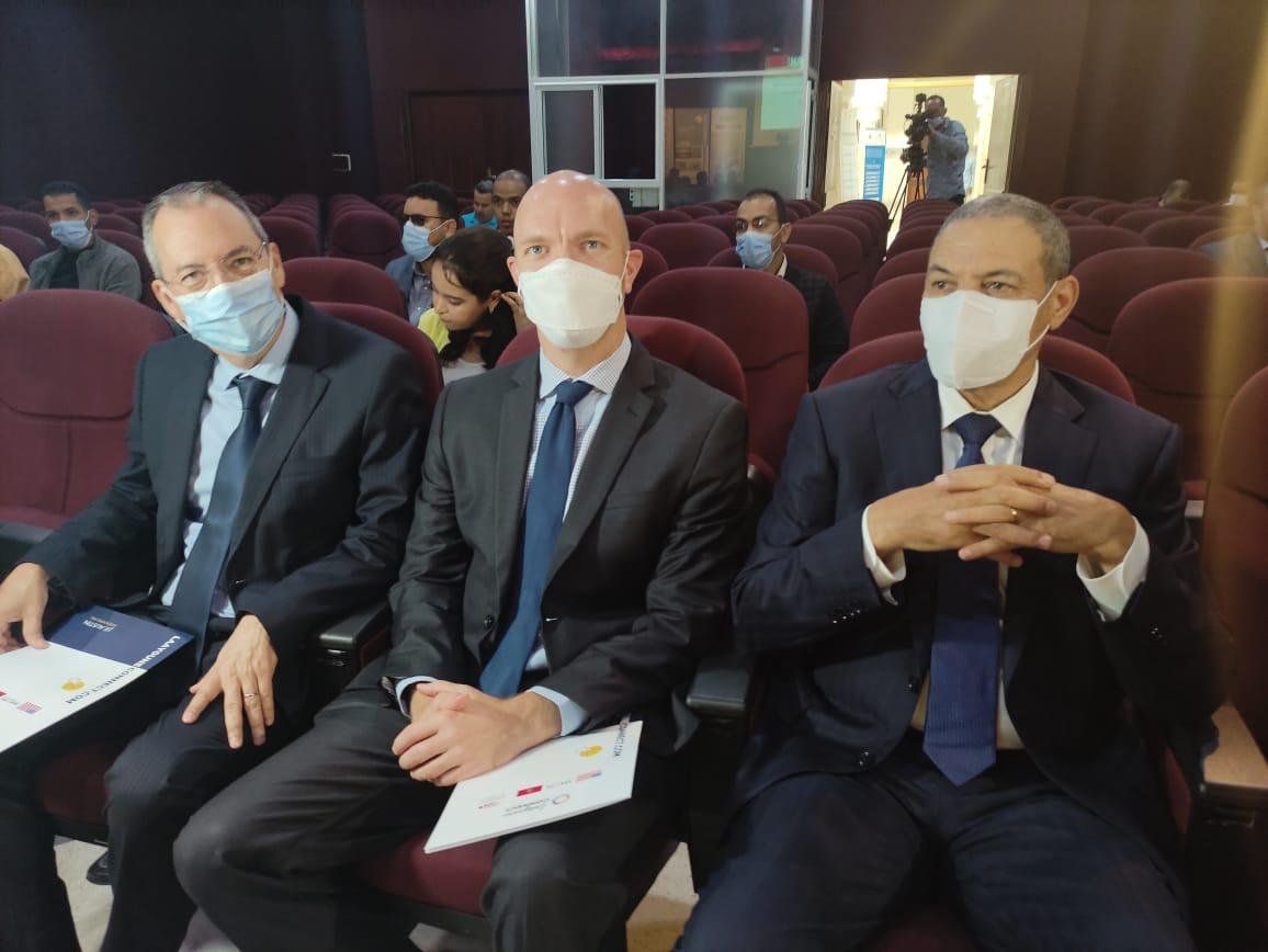 الوالي بيكرات و السفير الأمريكي يترأسان  حفل إعطاء الانطلاقة الرسمية لأول منصة رقمية متخصصة، التفااااصيل