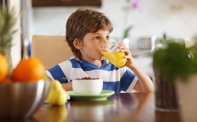 ” فطورك أساس صحتك ” وزارة الصحة تطلق حملة وطنية لدعوة الأطفال والمراهقين إلى تناول وجبة الفطور