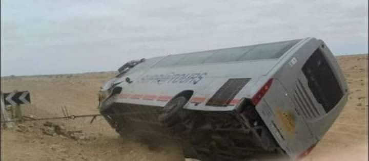 حادثة سير ممية .. قتلى وجرحى إثر انقلاب حافلة سبراتور