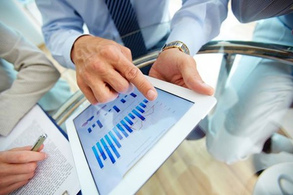 رشيد أوراز : الاقتصاد المغربي لم يصل بعد لدرجة التعافي