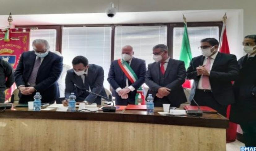أنشطة مكثفة لوفد من مدينة الداخلة بايطاليا