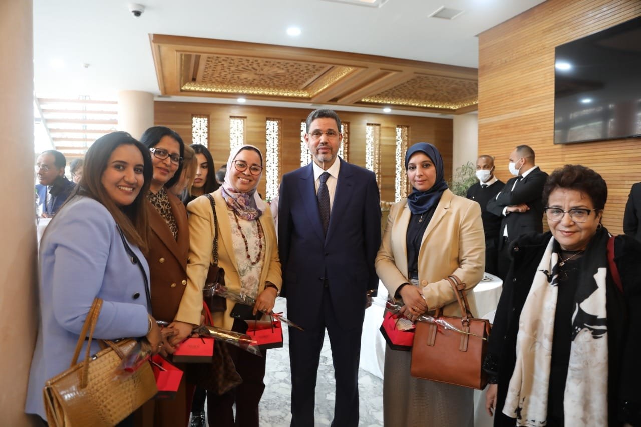عبد النباوي يشيد بالإنجازات المشرفة للقاضيات المغربيات