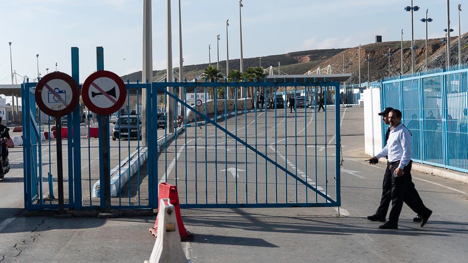 مندوبة الحكومة الاسبانية.. تصرح عن تاريخ فتح معبري سبتة ومليلية المحتلتين