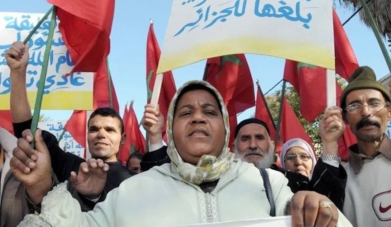 التجمع الدولي لعائلات المغاربة المطرودين من الجزائر يدين دعوات طرد ما تبقى منهم