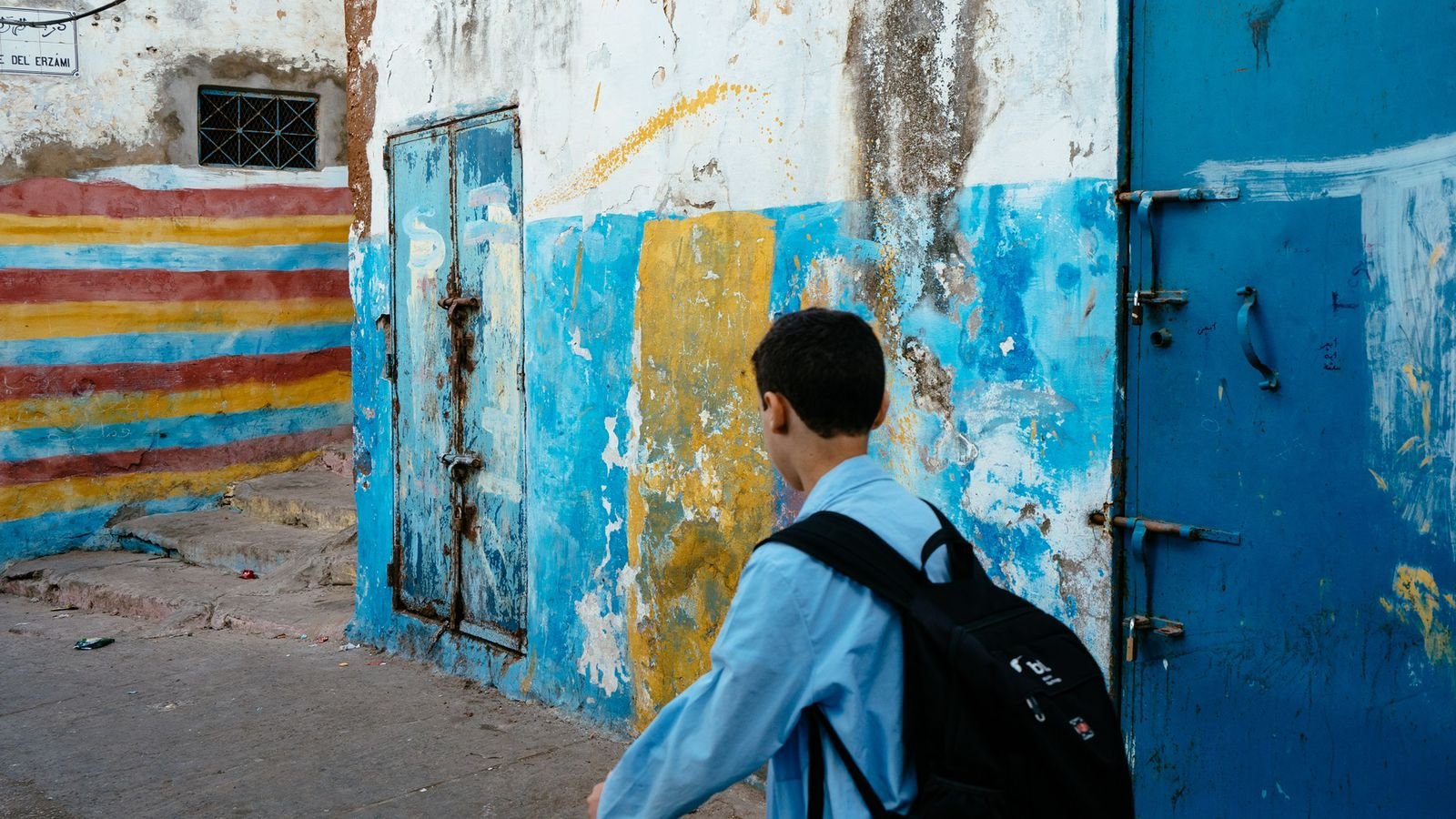 ”وحش بشري” يغتصب أكثر من 20 طفلا وطفلة بلبنان