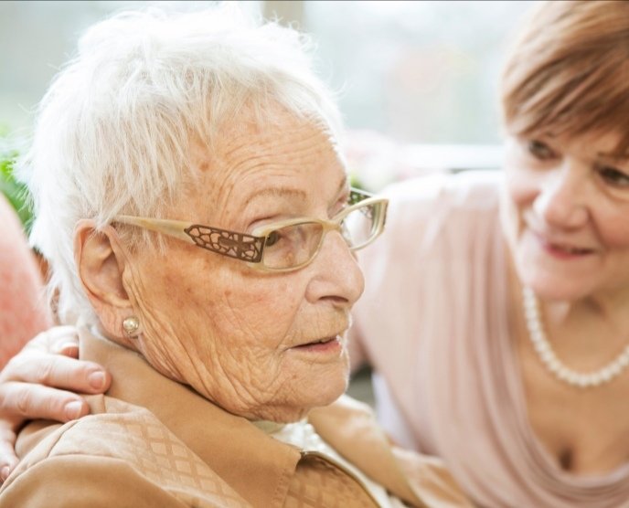 دراسة تكشف أعراضا للخرف تظهر قبل عقد من تشخيص مرض الدماغ القاتل