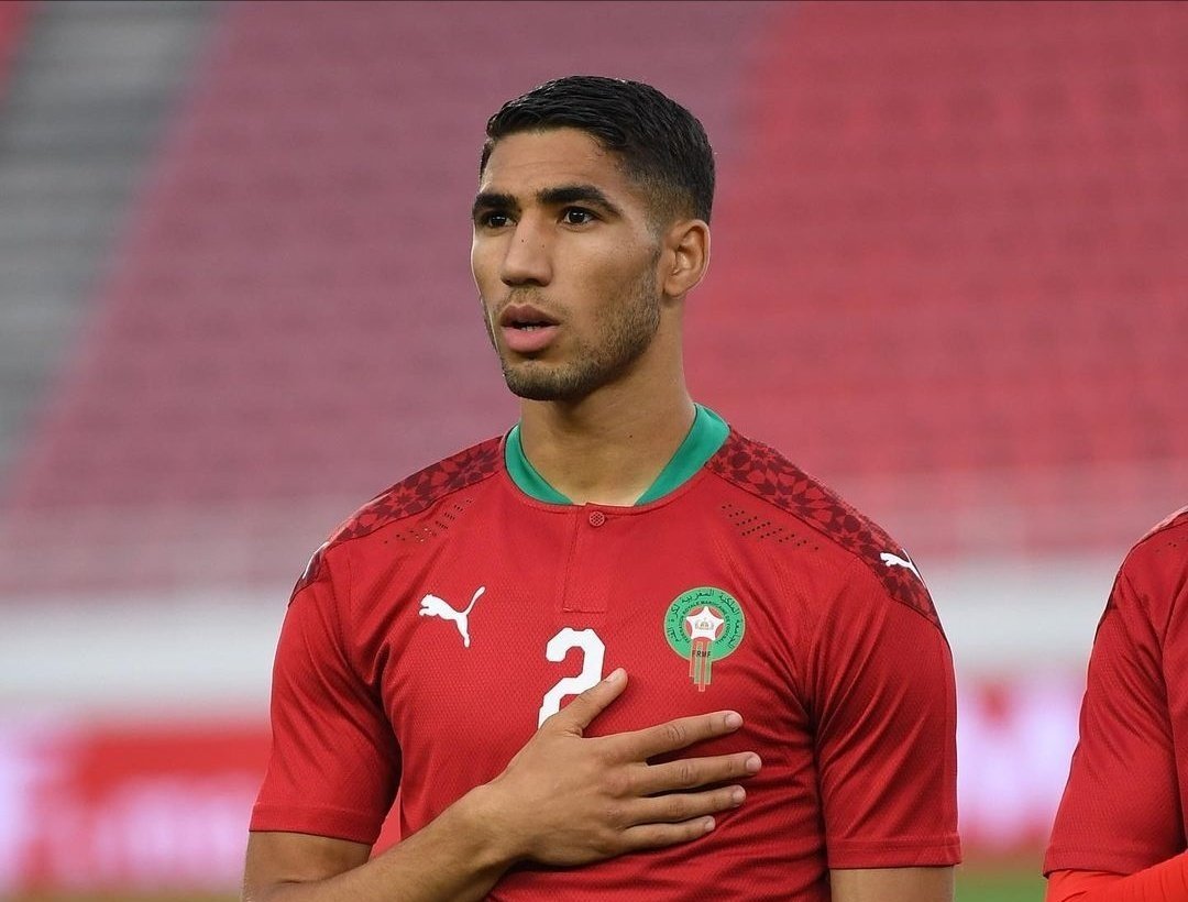 أشرف حكيمي: “سنبذل قصارى جهدنا لتشريف بلادنا في المونديال”