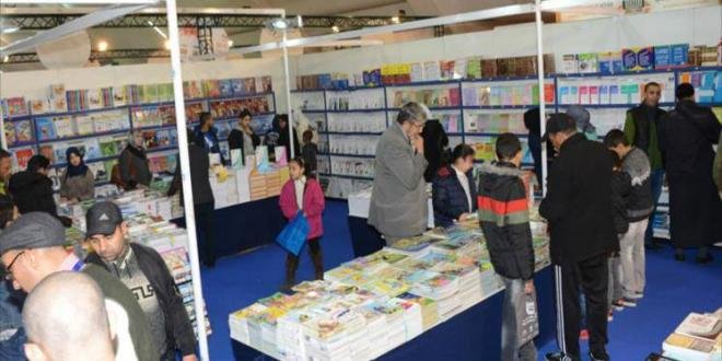 المعرض الدولي 24 للنشر والكتاب : "فنون وعادات البيضان" .. تعريب مؤلف استثنائي حول الصحراء وعادات وفنون سكانها