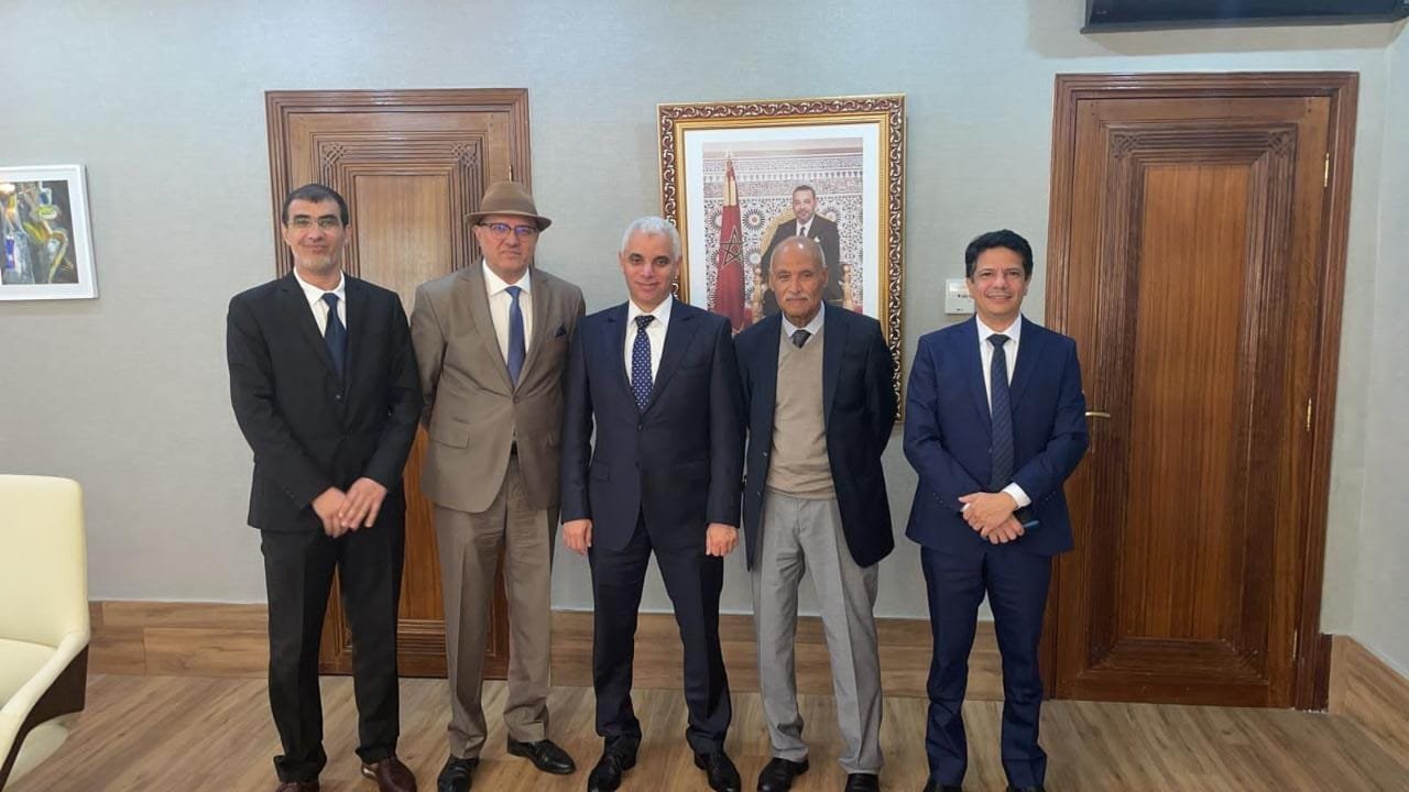 ٱيت الطالب يدشن جولة جديدة من الحوار الإجتماعي مع نقابات الصحة