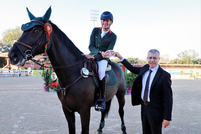 الفارس غالي بوكجا يفوز بجائزة الأمير مولاي الحسن في القفز على الحواجز