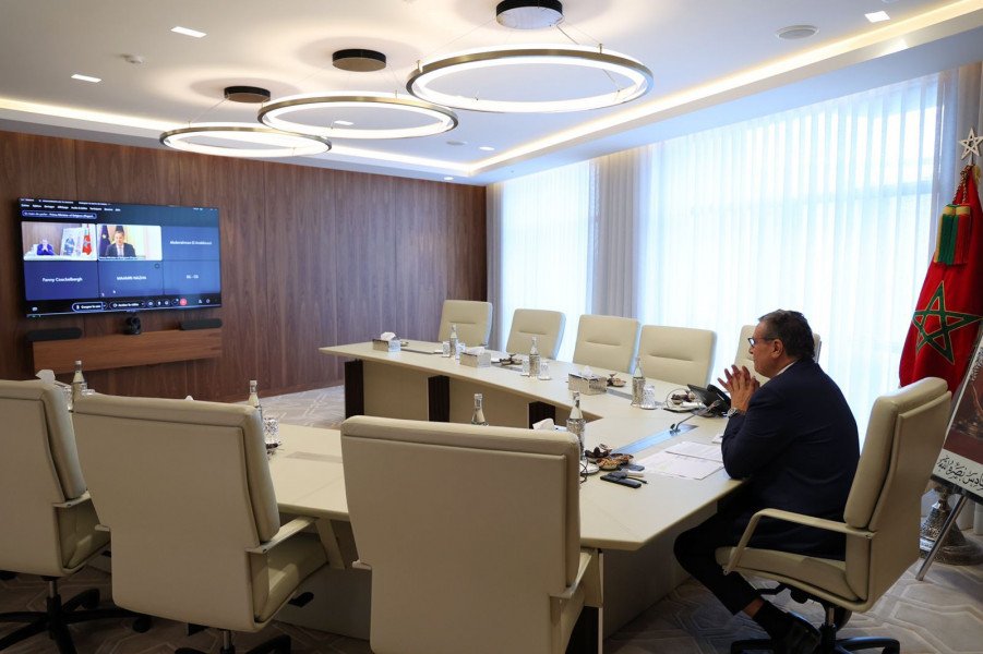 رئيس الحكومة يتباحث مع رئيس الوزراء البلجيكي