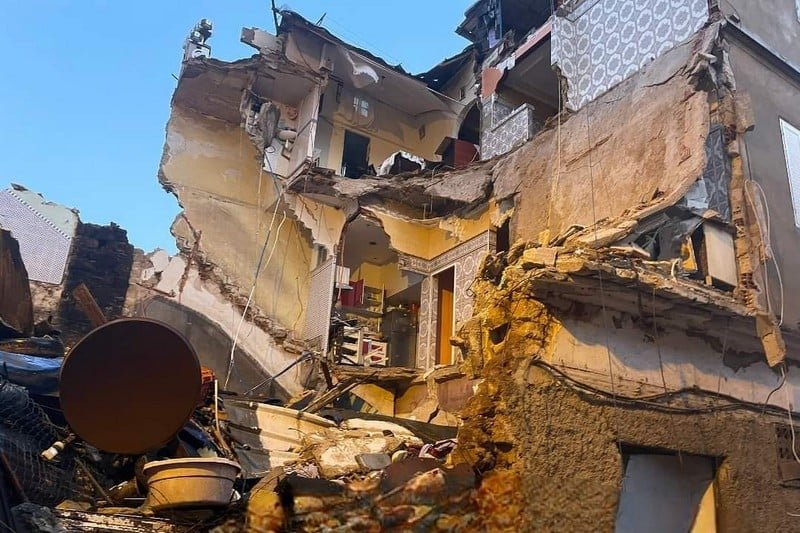 ياربي السلامة.. مصرع ثلاثة أشخاص في انهيار منزل بسبب الأمطار بالدار البيضاء