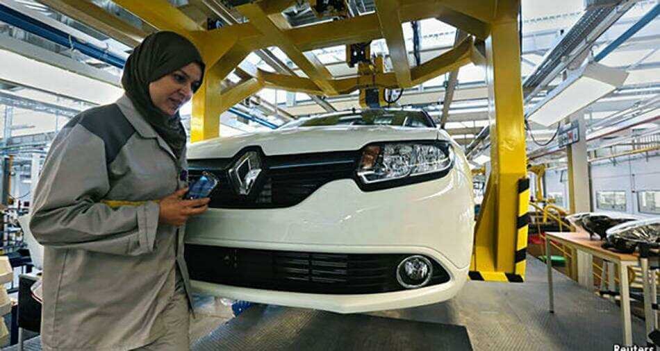 السيارات والفوسفاط تستحوذ على أكثر من نصف صادرات المغرب