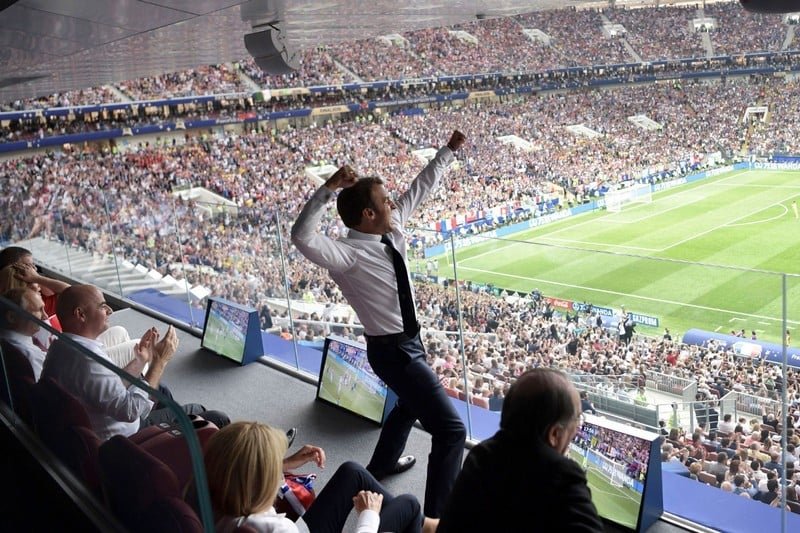 الرئيس ماكرون يحضر مباراة المغرب وفرنسا