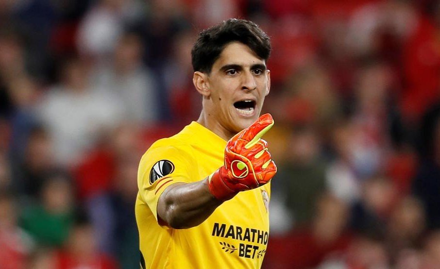 بونو مرشح من جديد لجائزة مميزة في الدوري الإسباني