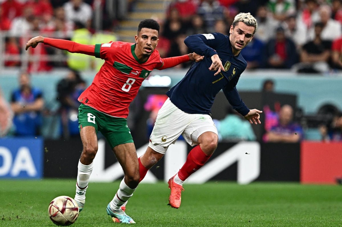 المدير الرياضي لنابولي: “أوناحي لاعب موهوب جدا ونحن متفائلون بشأن التعاقد معه”