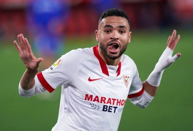 النصيري يقود إشبيلية للفوز على إلتشي بأهداف عالمية