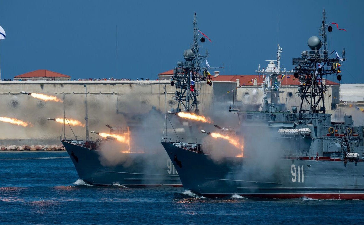 المغرب يشارك في مناورات بحرية ضخمة