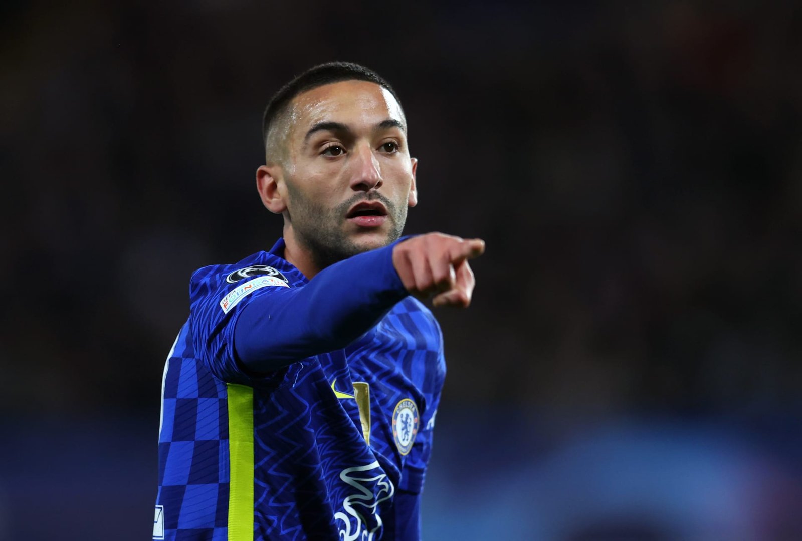 نادي إنجليزي ينضم للفرق الراغبة في التعاقد مع حكيم زياش