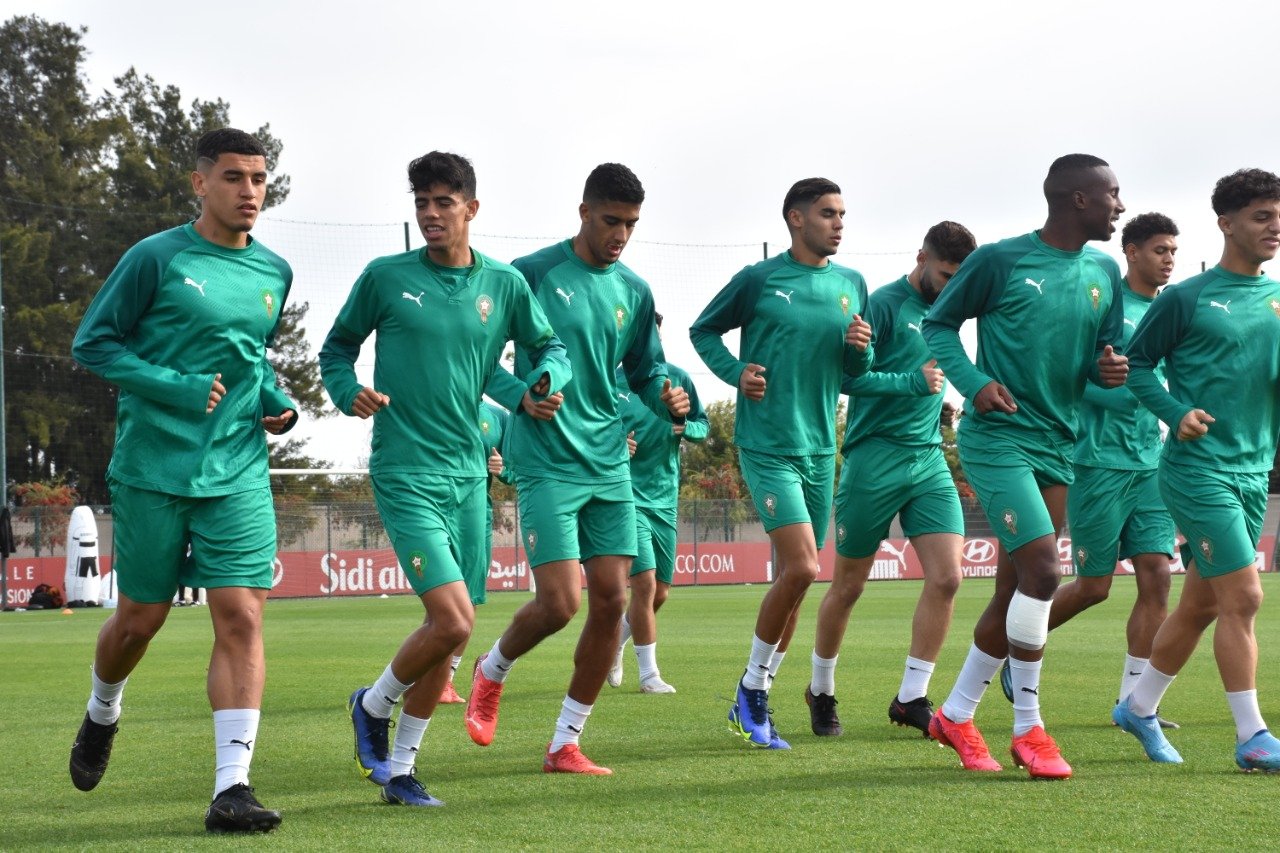 مصدر جامعي المنتخب الوطني لن يشارك في شان “الجزائر” وتم الترخيص للاعبين بالعودة إلى أنديتهم