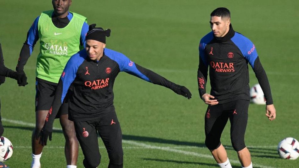بعد عطلة ممتعة بالمغرب .. عودة حكيمي ومبابي إلى تمارين باريس سان جرمان