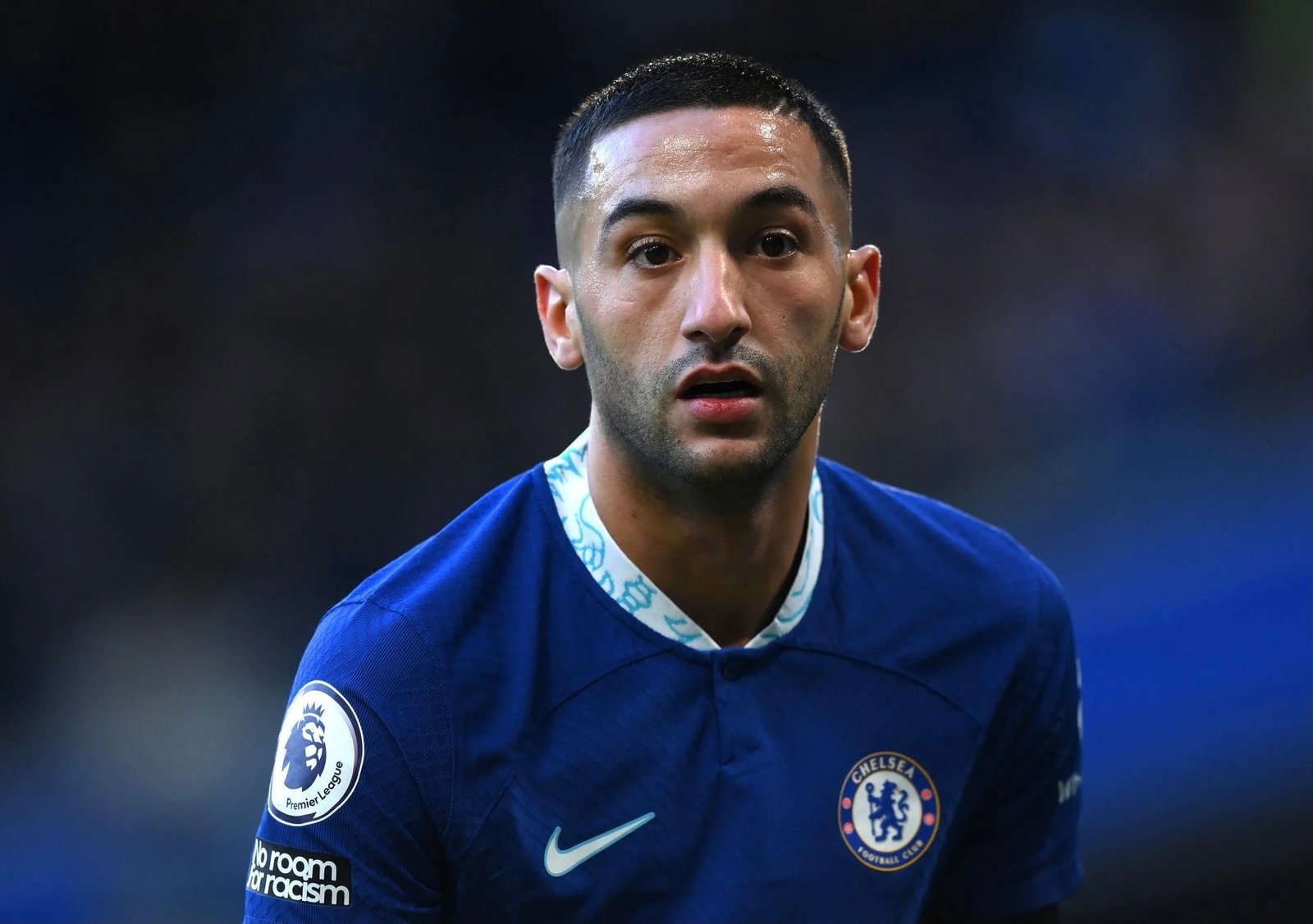 تشلسي تعثر انتقال زياش إلى سان جرمان