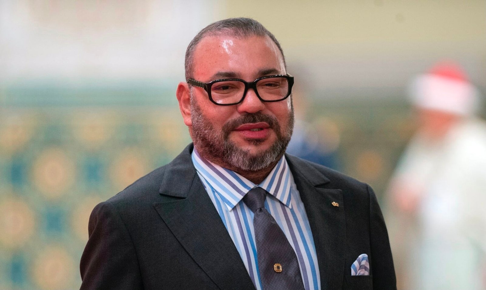 الملك يهنىء سلطان بروناي دار السلام