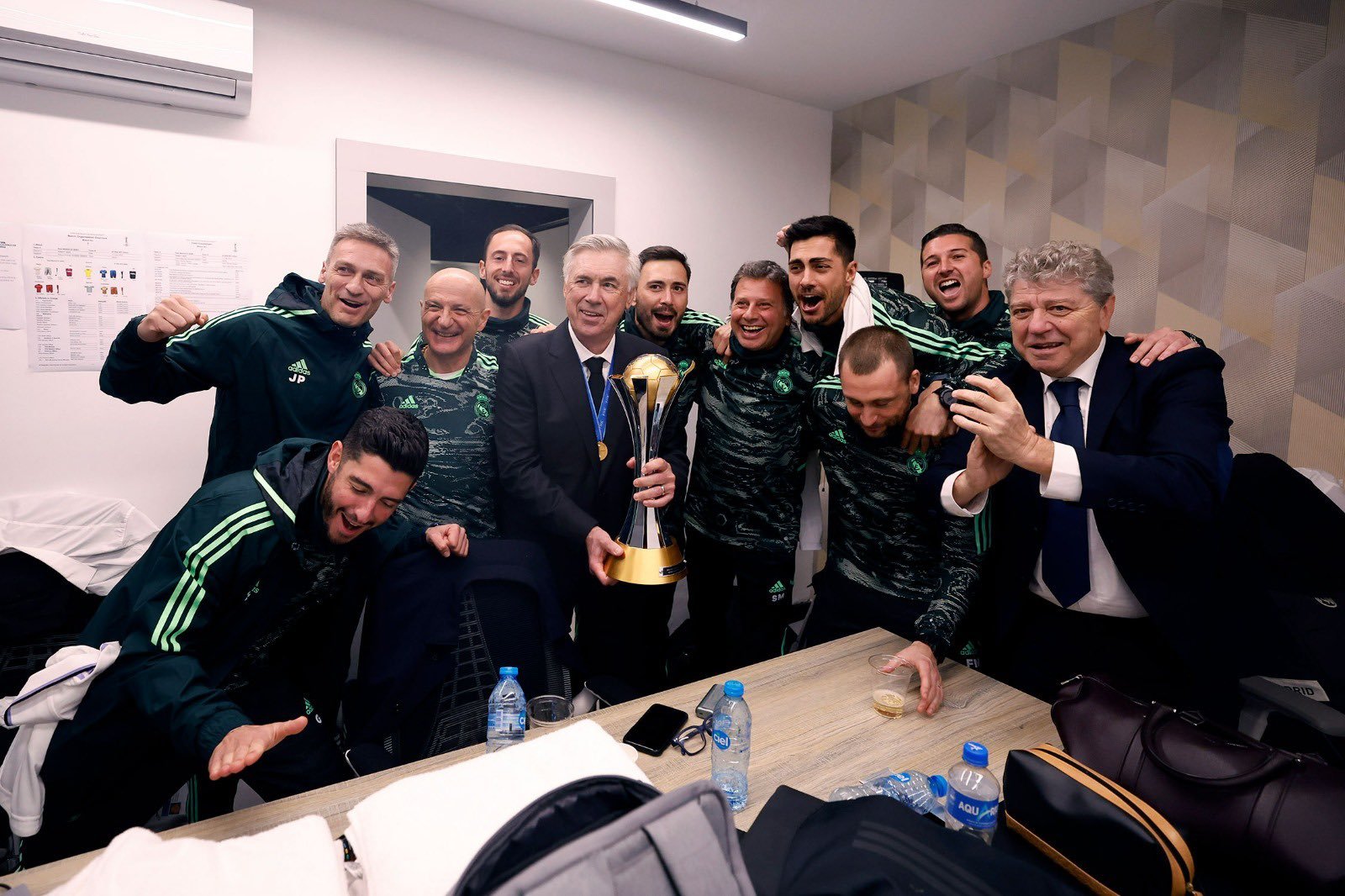 أنشيلوتي : التنظيم الرائع والجمهور ساعدانا على التتويج