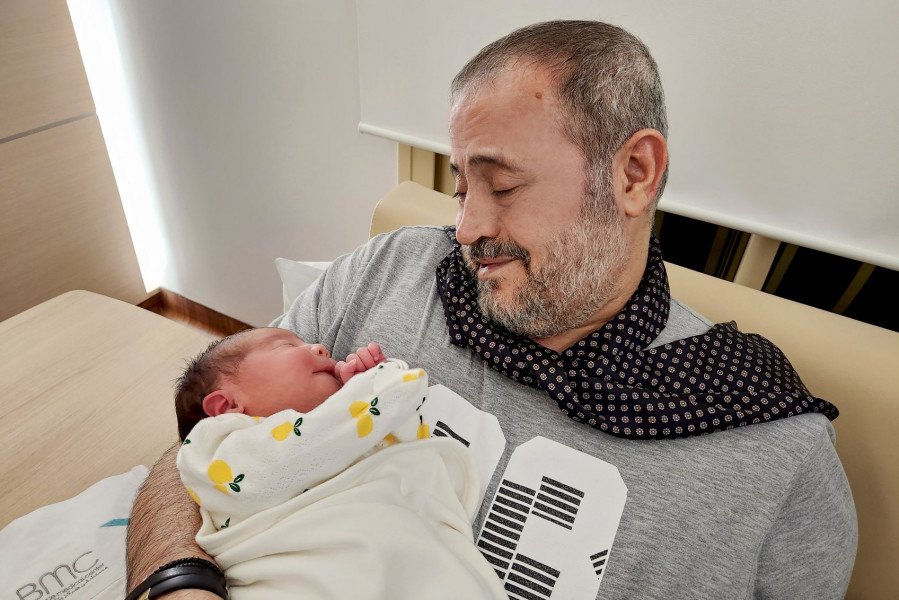 آميا تعيد لجورج وسوف ابتسامته