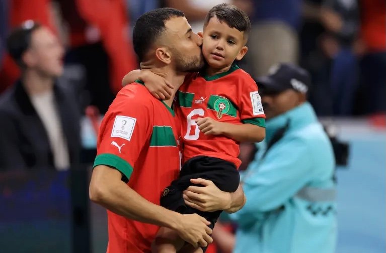 أيوب الكعبي وغانم سايس بخير بعد زلزال تركيا المدمر