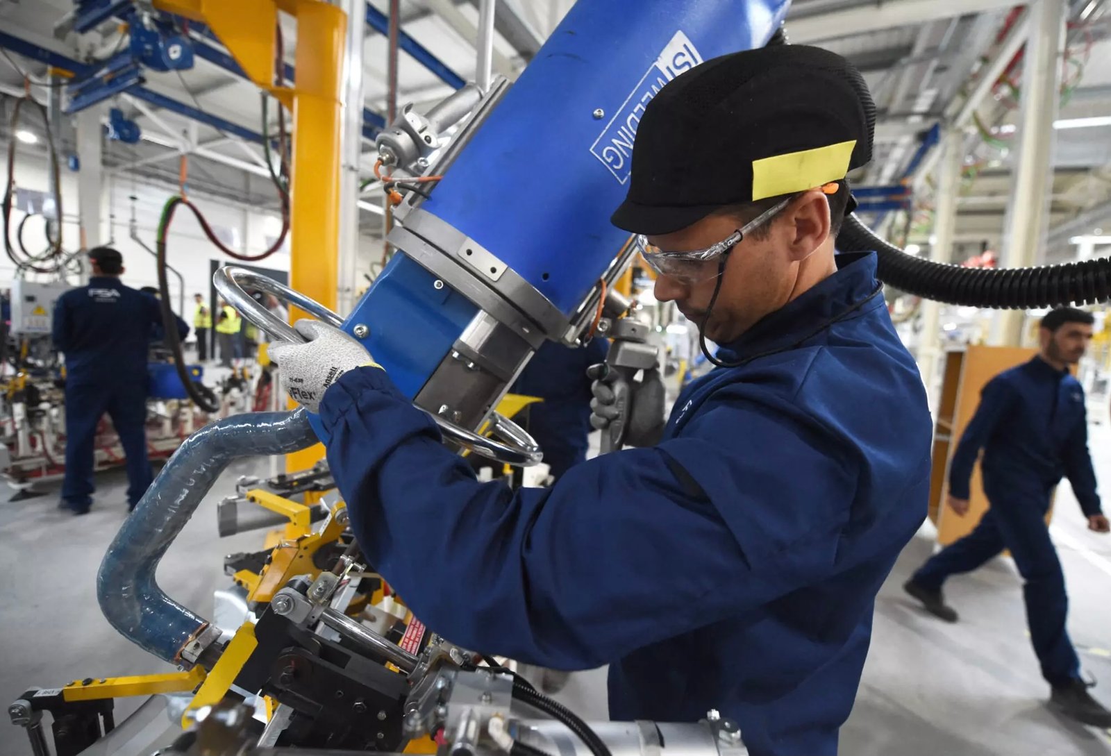 مليار درهم لترحيل 100 وحدة صناعية بالدار البيضاء وطنجة وسلا