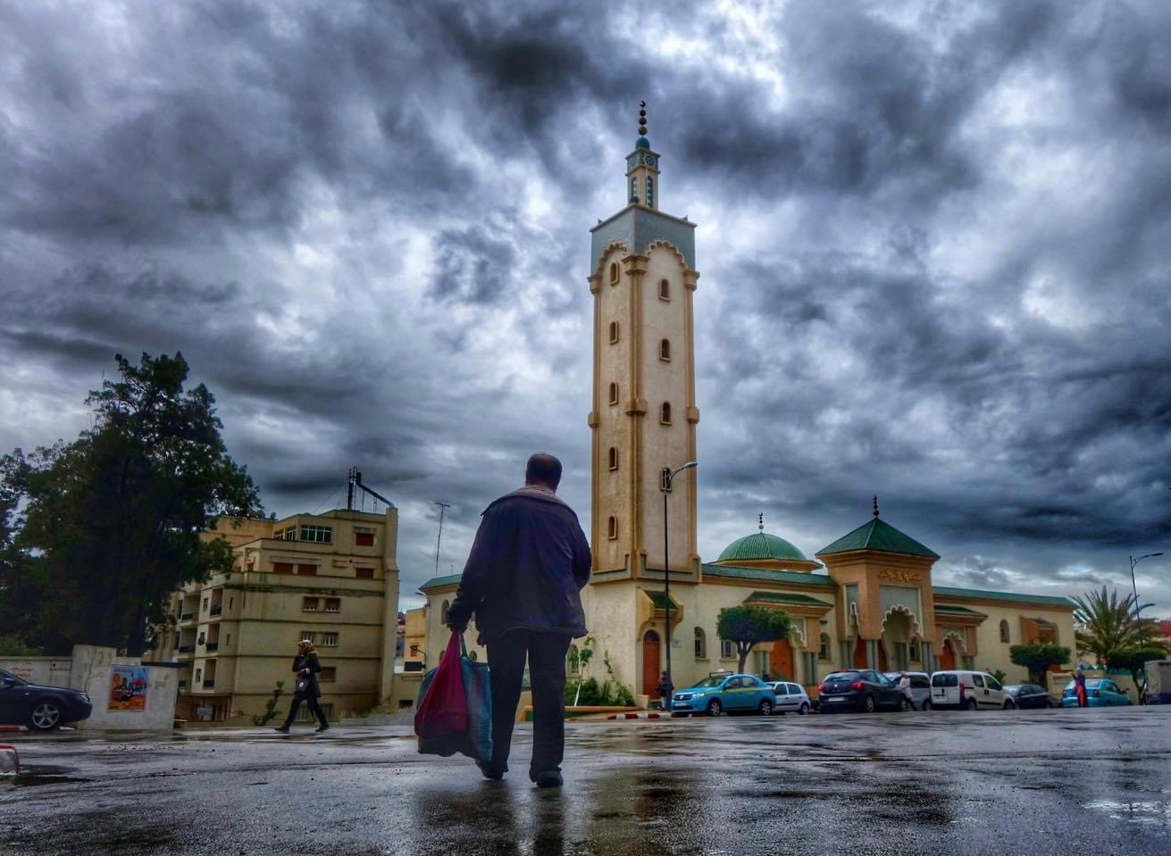 طقس السبت.. أجواء باردة مع أمطار في مناطق من المملكة