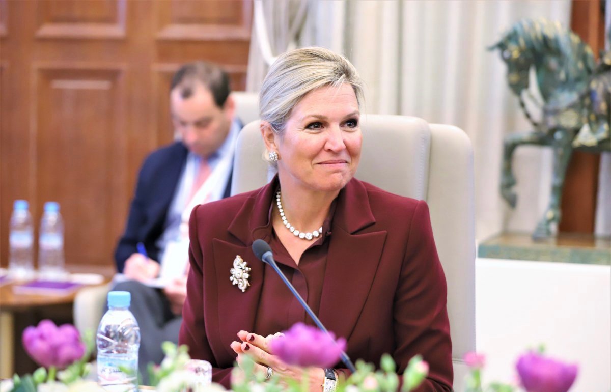 ملكة هولاندا تنوه بجهود المغرب في مجال التمويل الشامل