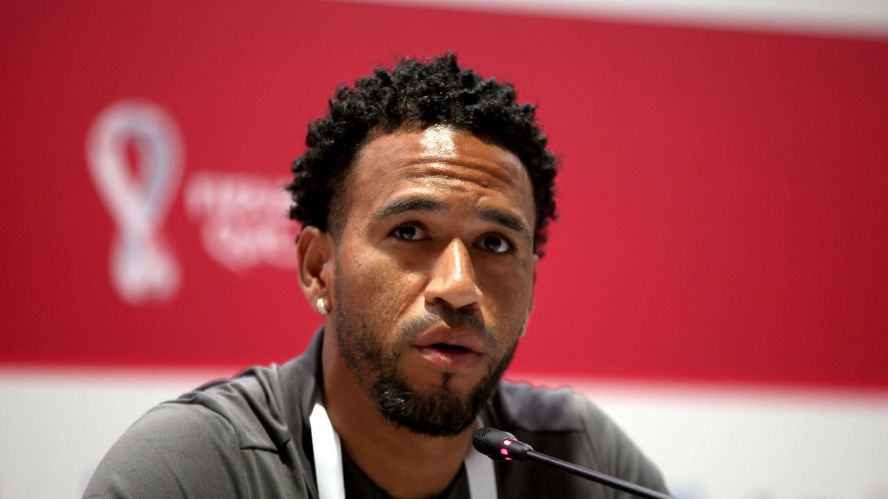 الشرطة الإسبانية تفرج عن حارس منتخب البيرو قبيل مواجهة المغرب