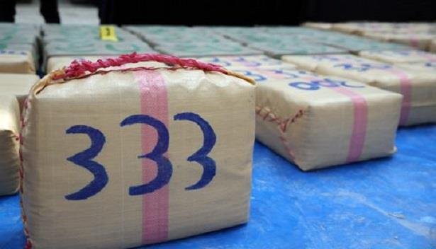 توقيف شخص بحوزته طنين و400 كيلوغراما من مخدر الشيرا