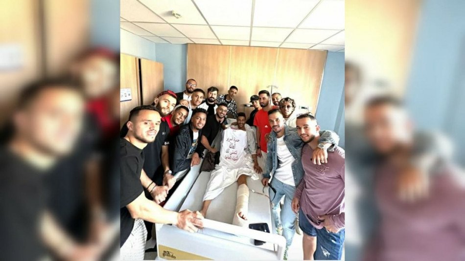 لاعبو الوداد في زيارة لحمزة أسرير