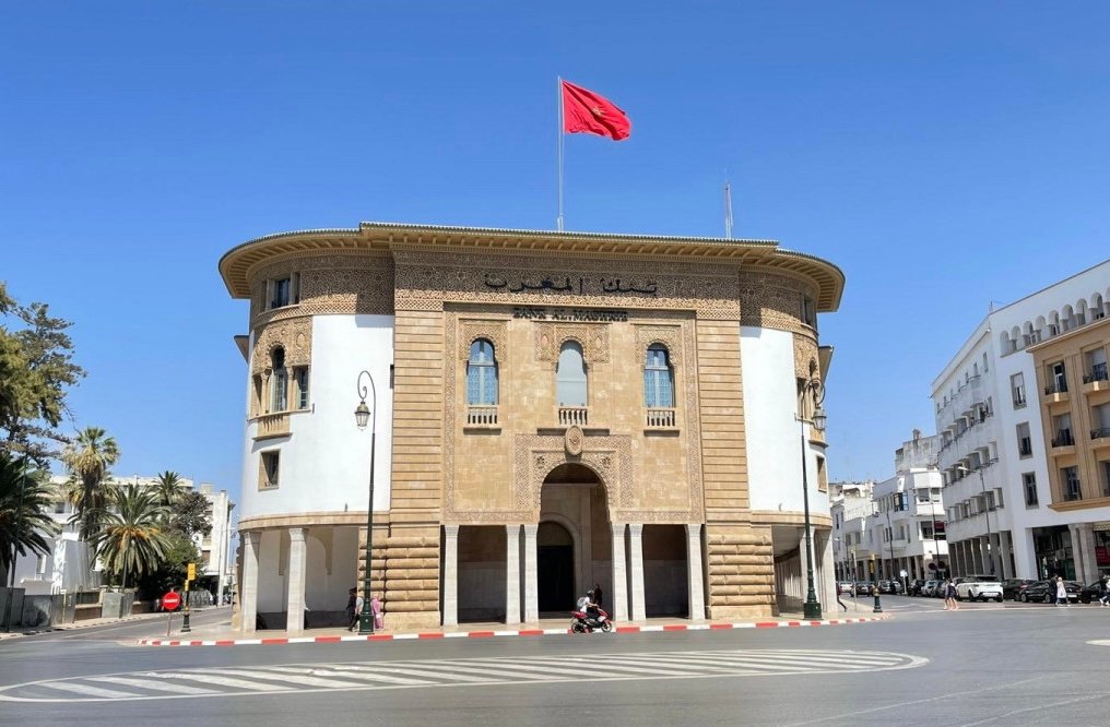 بنك المغرب يسجل تراجع عدد المصارف