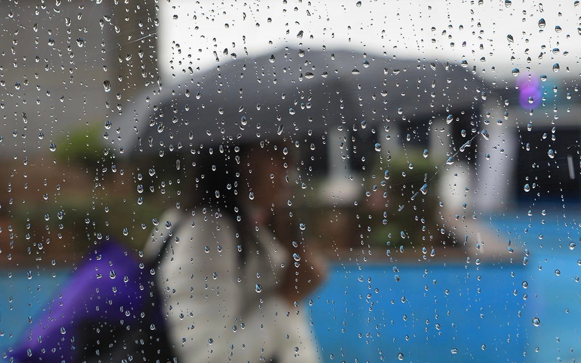 نشرة إنذارية .. أمطار قوية مرتقبة الأربعاء بعدد من مناطق المملكة