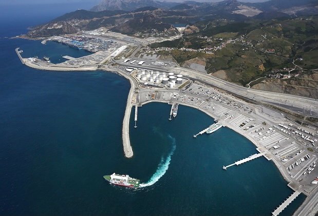 طنجة المتوسط يواصل ريادته في مؤشر أداء موانئ الحاويات العالمي