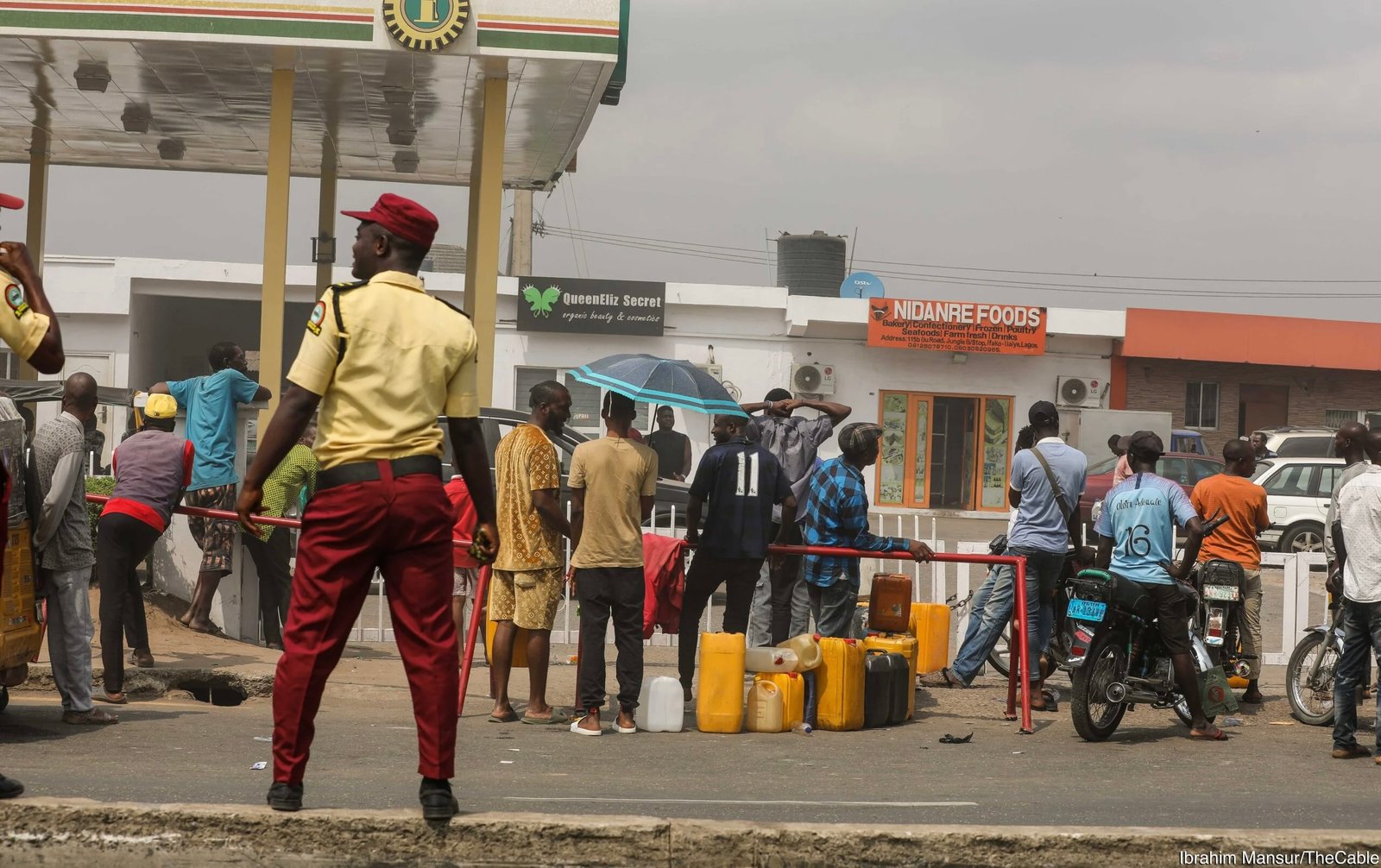 نيجيريا.. أسعار المحروقات ترتفع ثلاثة أضعاف خلال يومين