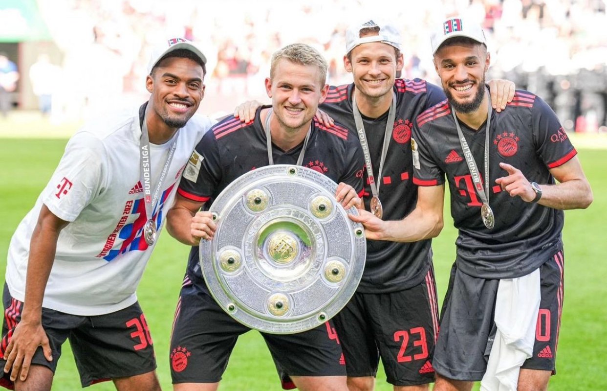 مزراوي يتوج مع بايرن ميونيخ بلقب الدوري الألماني